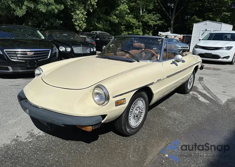 1982 Alfa Romeo Veloce 2000 Spider from USA, damaged, VIN ZARBA5418C1015601